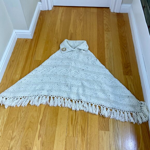 Chunky Knit Poncho Cape Fringe Button Ivory (OS) - Picture 6 of 9